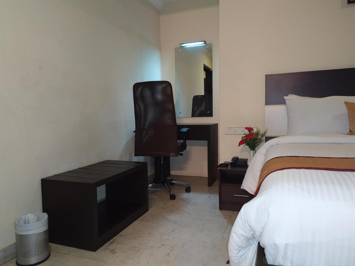 Hotel Ashok Residency Ченнаї Екстер'єр фото